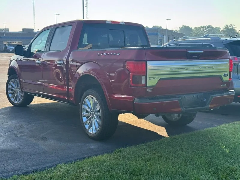Used 2018 Ruby Red Metallic Tinted Clearcoat Ford Limited image 4