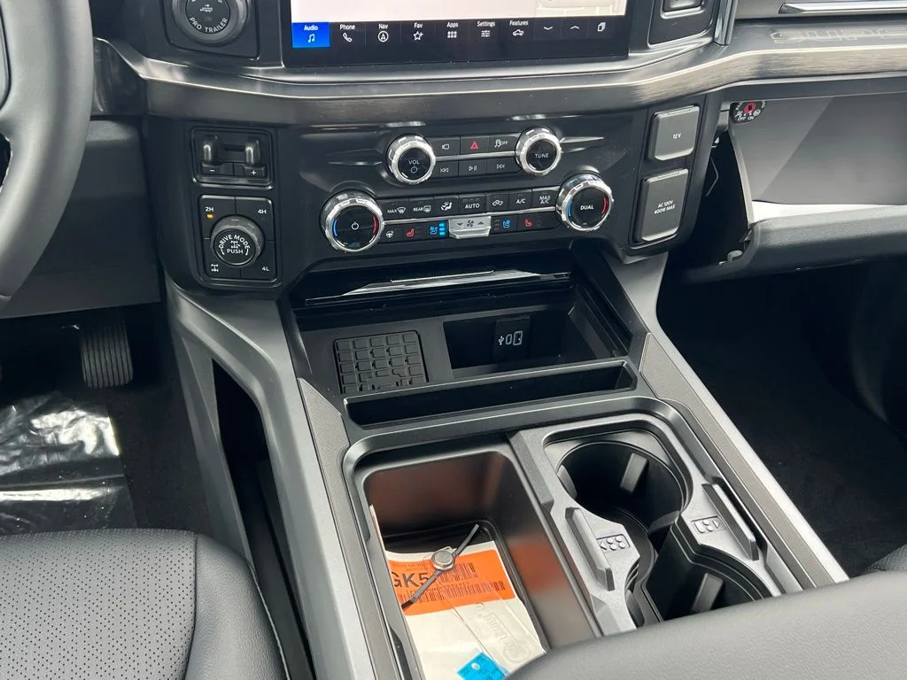New 2026 Avalanche Ford F-350® Lariat® image 21