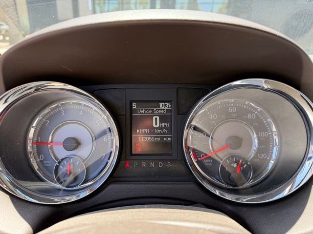 Used 2014 Bright White Clearcoat Chrysler Touring image 7