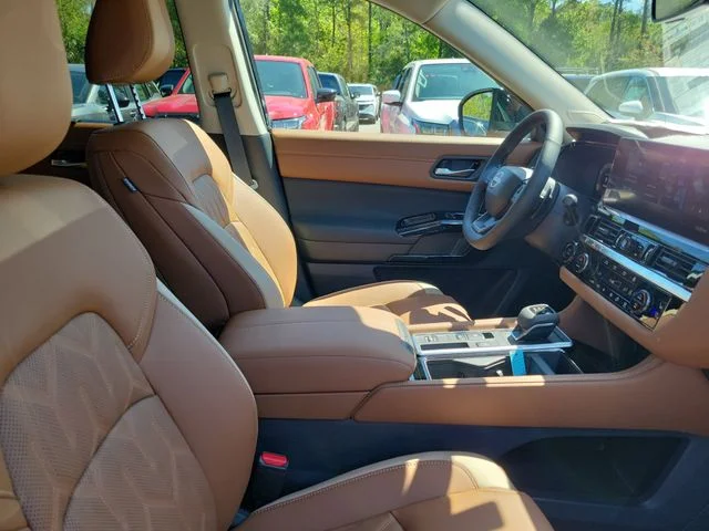 New 2026 Gray Nissan Platinum image 33