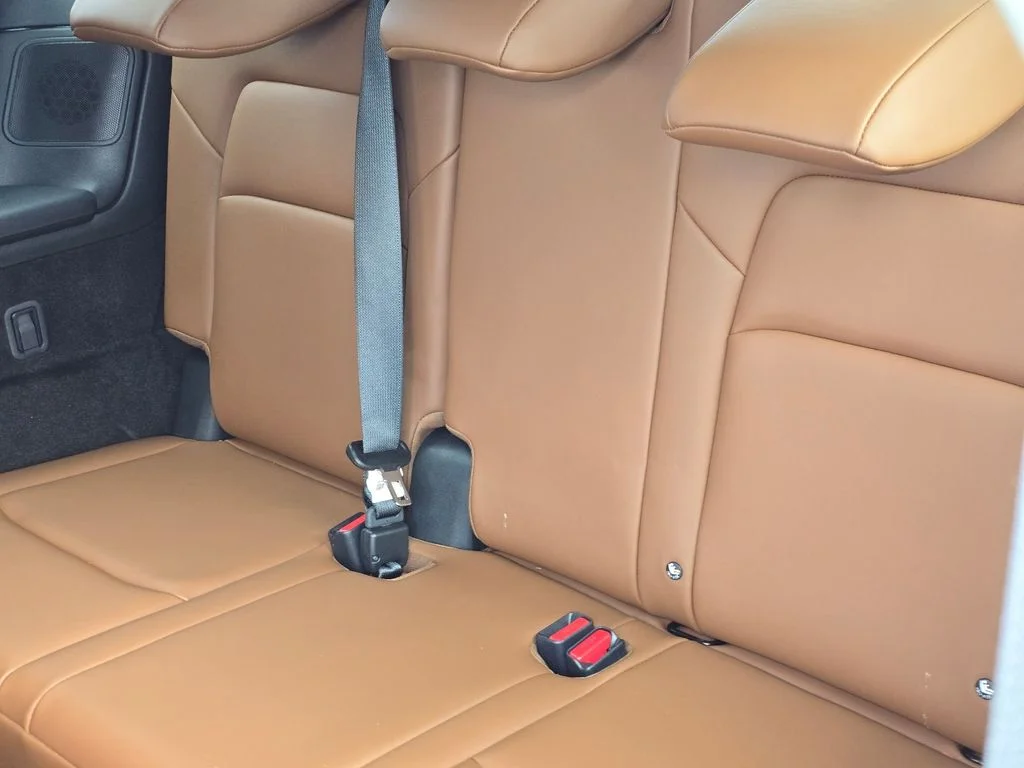 Used 2026 Gray Nissan Platinum image 25