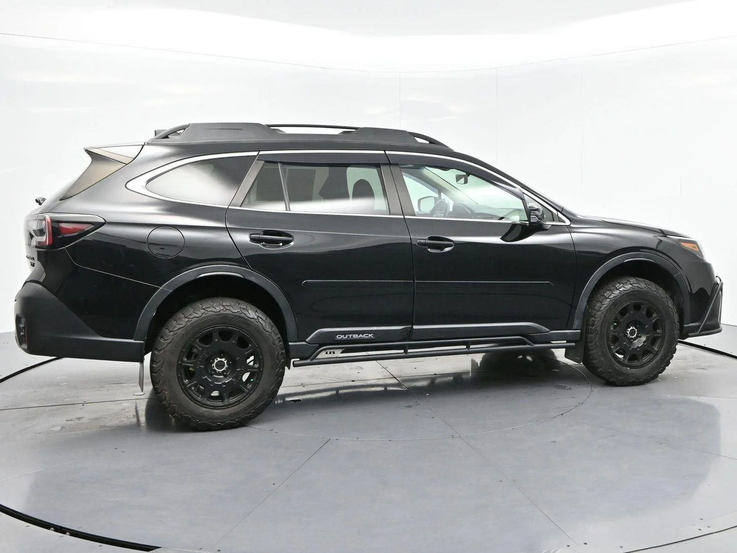 Used 2021 Crystal Black Silica Subaru Onyx Edition XT image 8
