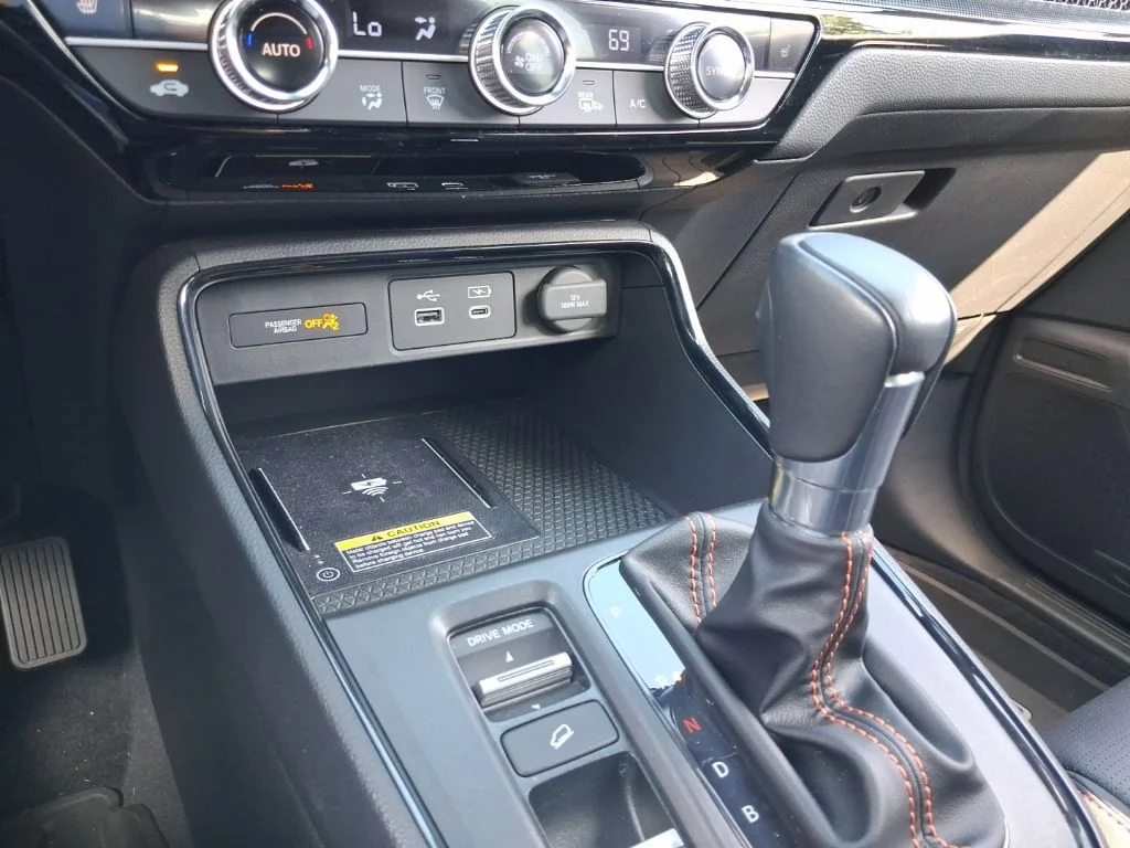 Used 2023  Honda Sport Touring image 31