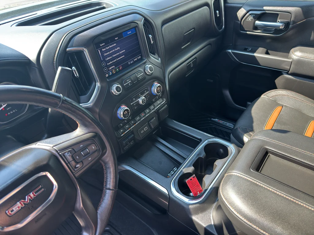 Used 2020 Onyx Black GMC AT4 image 10