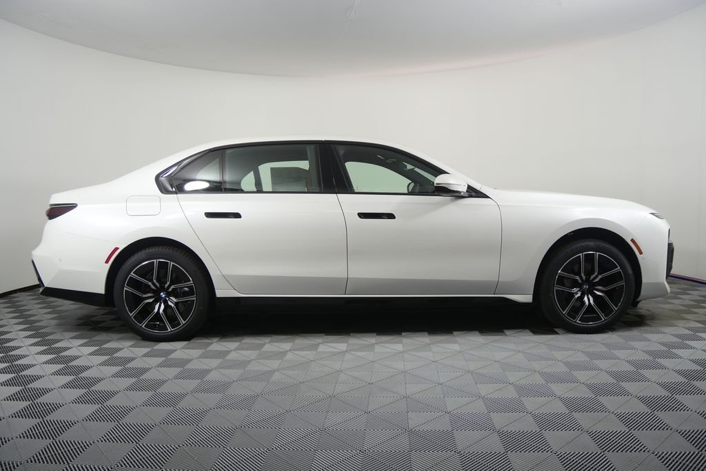 New 2026 Mineral White Metallic BMW eDrive50 image 2