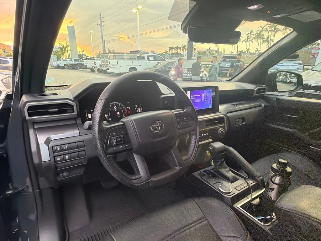 Used 2026 Underground Toyota SR5 image 10