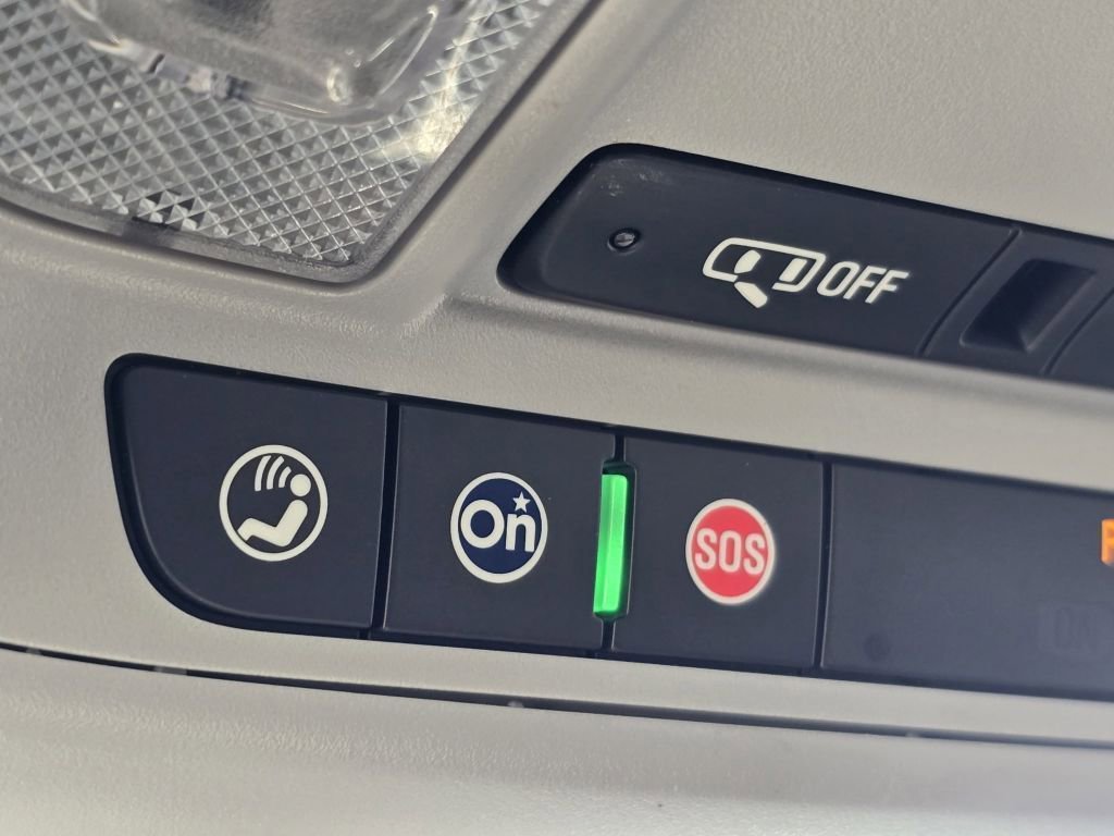 2022 Chevrolet Malibu RS - Photo 16