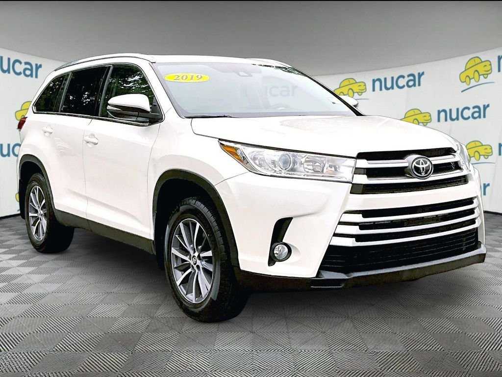 Used 2019 White Toyota XLE image 1