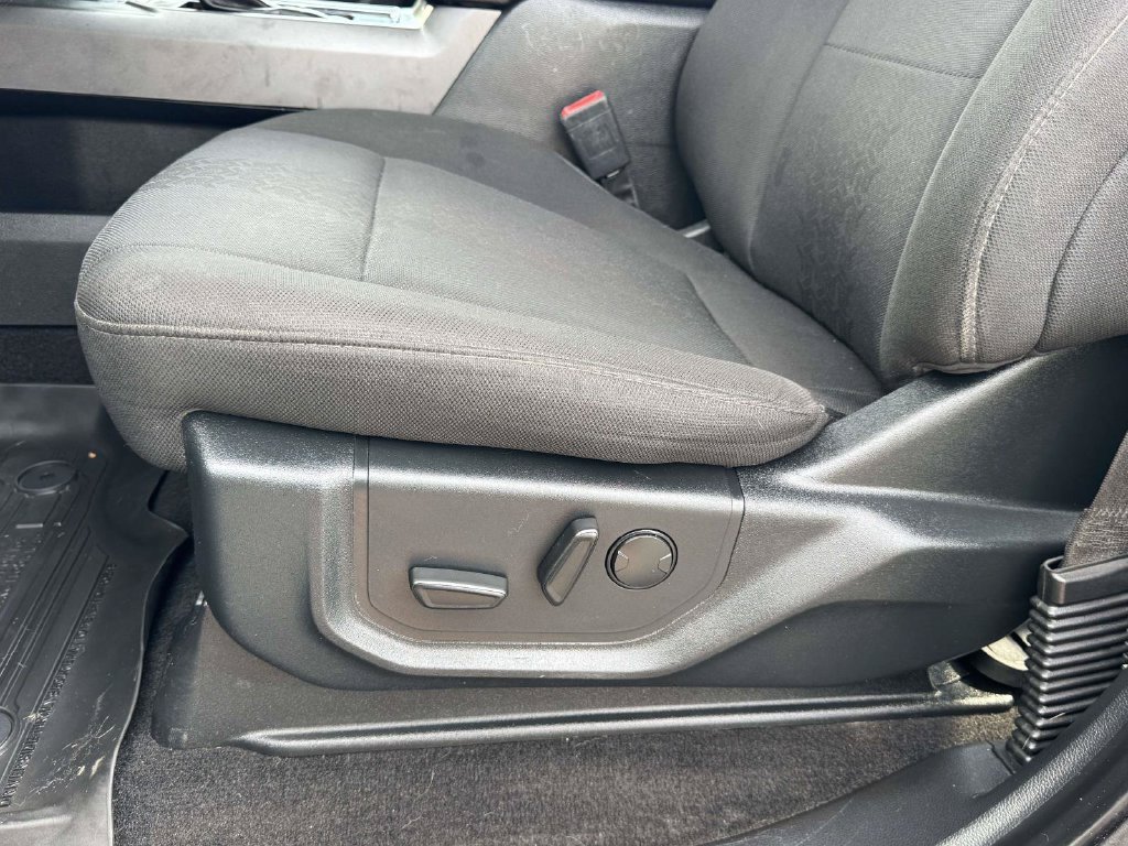 Used 2019 Red Ford XLT image 20