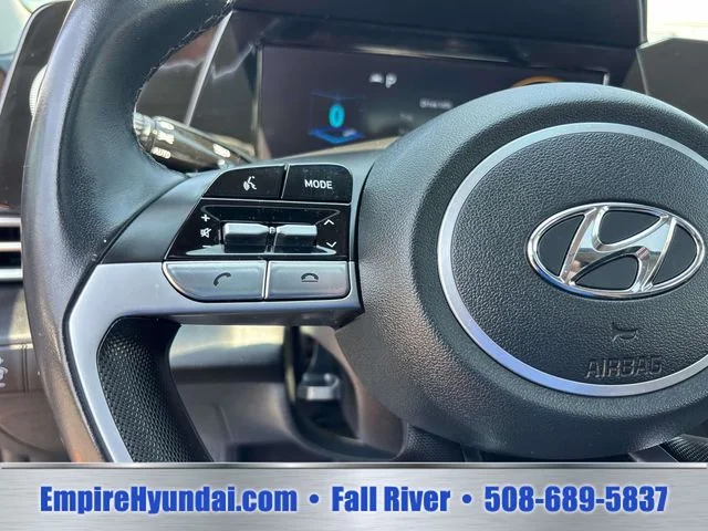 Used 2022 Black Hyundai SEL image 18