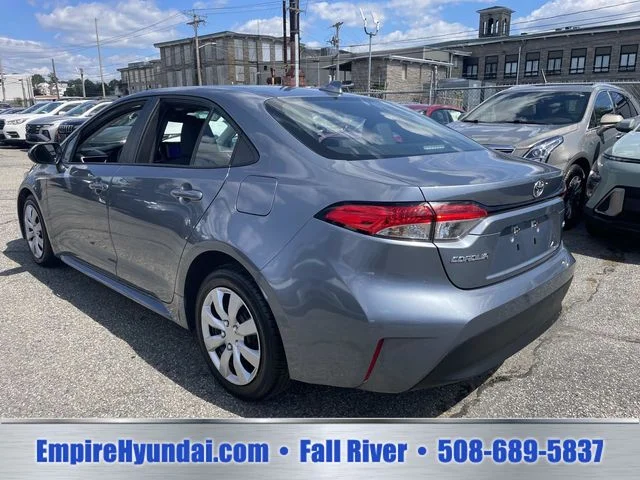 Used 2025  Toyota LE image 8