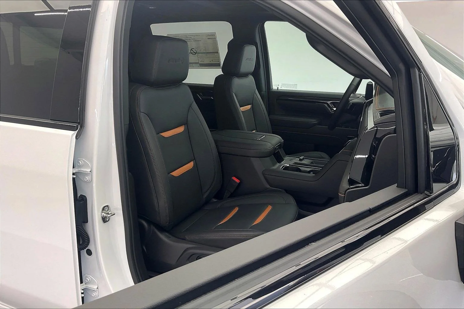 2026 GMC Sierra 2500HD AT4 - Photo 9
