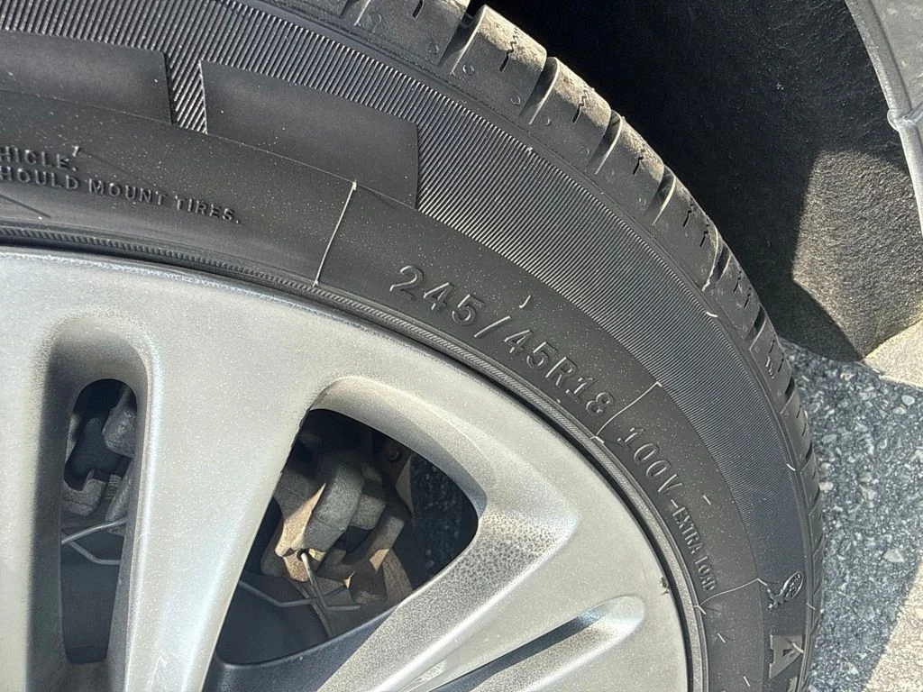 Used 2015  Lincoln Base image 21