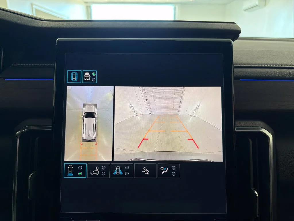 New 2027 Sterling Metallic GMC Denali Ultimate image 18