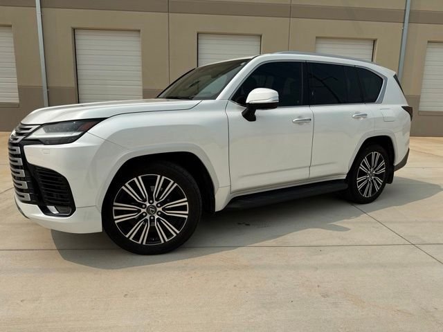 Used 2023 White Lexus 600 Luxury image 1
