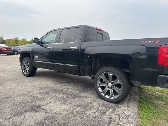 Used 2018 Black Chevrolet High Country image 29