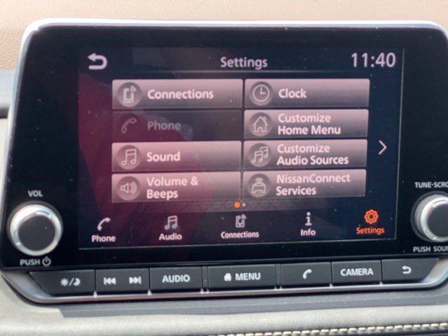 Used 2022 Red Nissan SV image 11