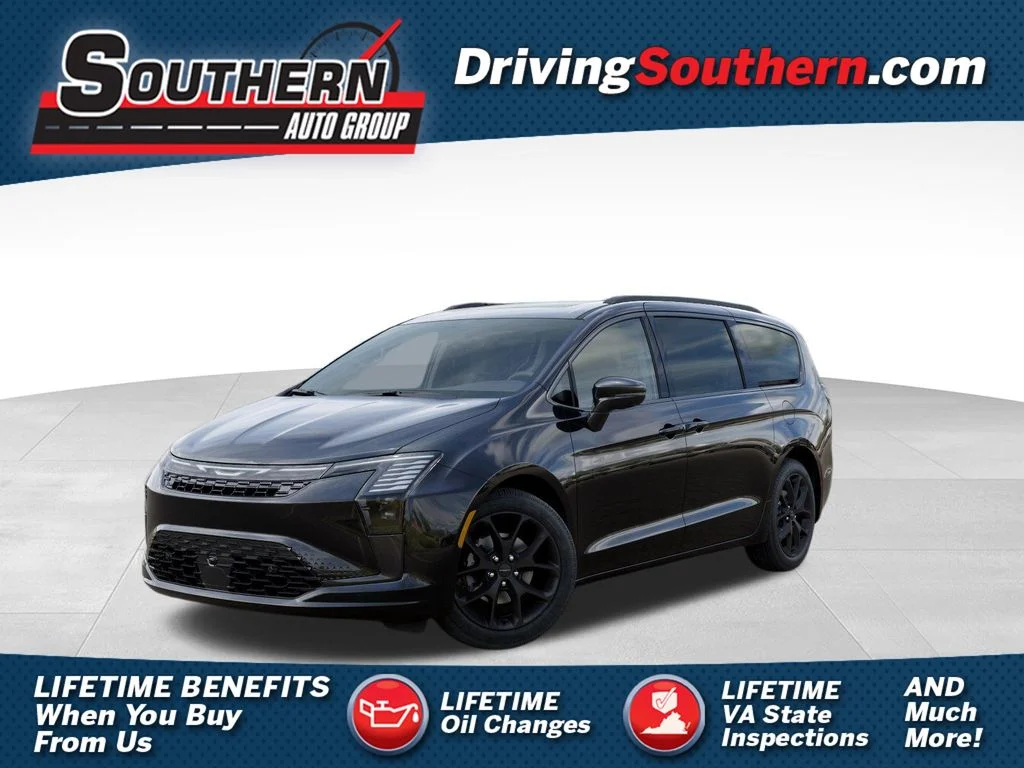 2027 Chrysler Pacifica Limited's photo