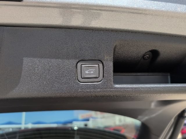 2026 Chevrolet Equinox EV 2LT - Photo 11