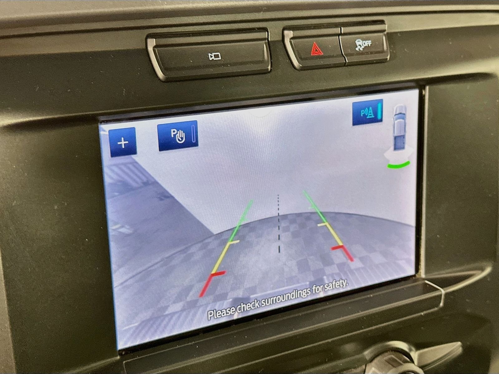 Used 2022 Silver Ford XLT image 15
