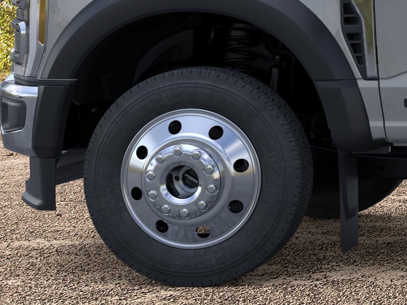 New 2026 Avalanche Gray Ford F-550® LARIAT® image 19