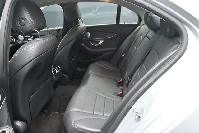 Used 2021 Silver Mercedes-Benz C 300 image 8