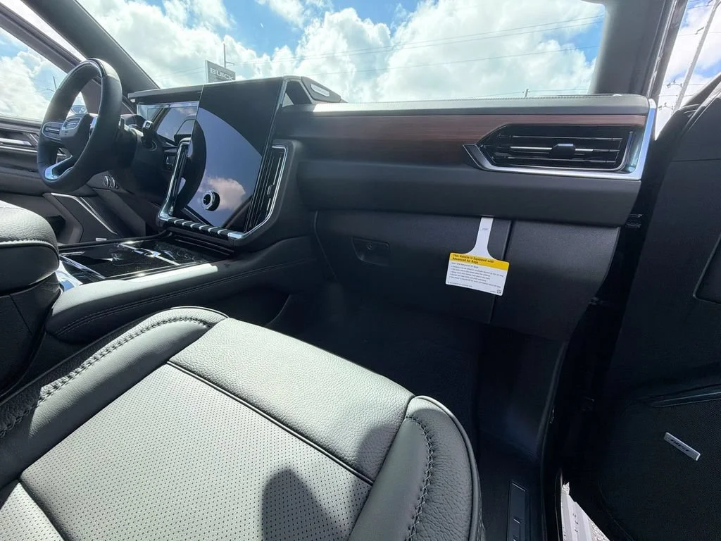 2026 GMC Yukon XL Denali - Photo 33