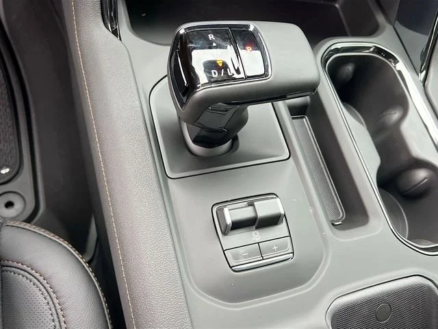 2026 GMC Sierra 1500 AT4 - Photo 12