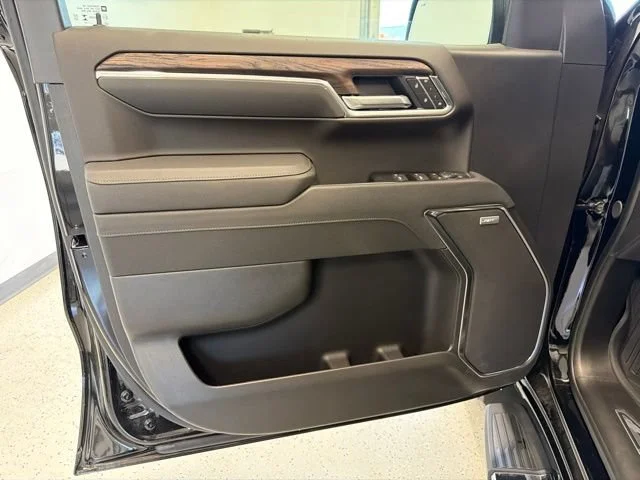 New 2026 Onyx Black GMC SLT image 53