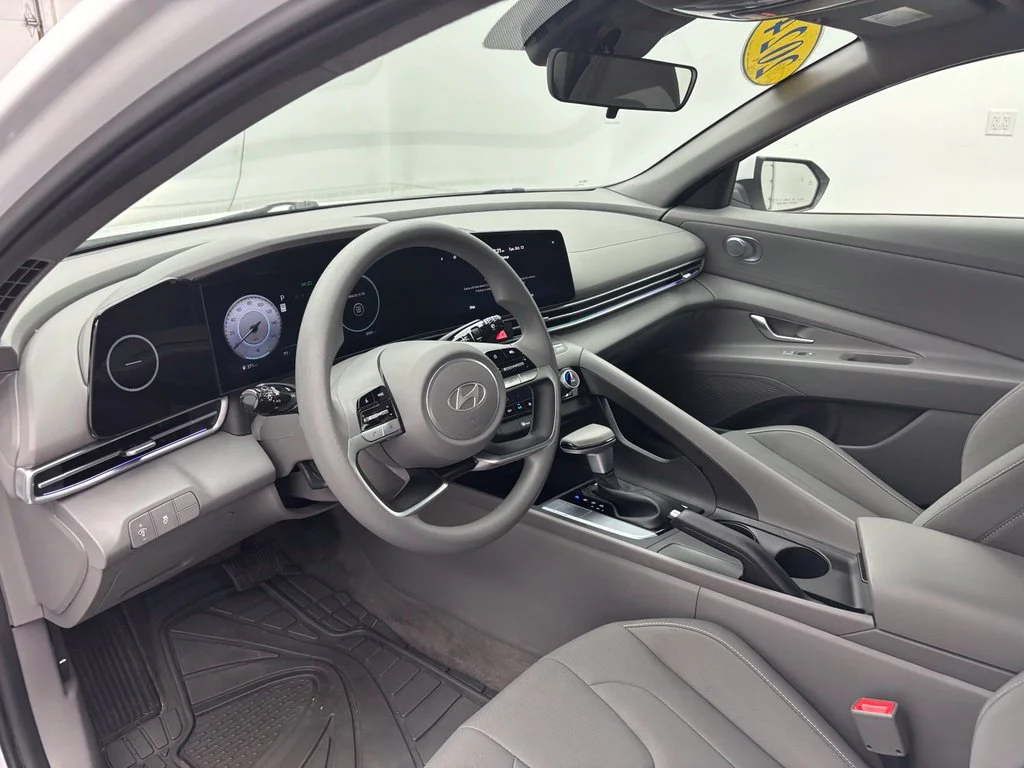 Certified Used 2024 White Hyundai SEL image 19