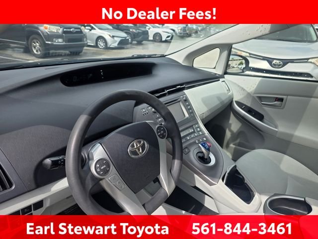 Used 2013 Gray Toyota Three image 7