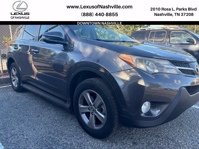 2015 Toyota RAV4 XLE FWD photo