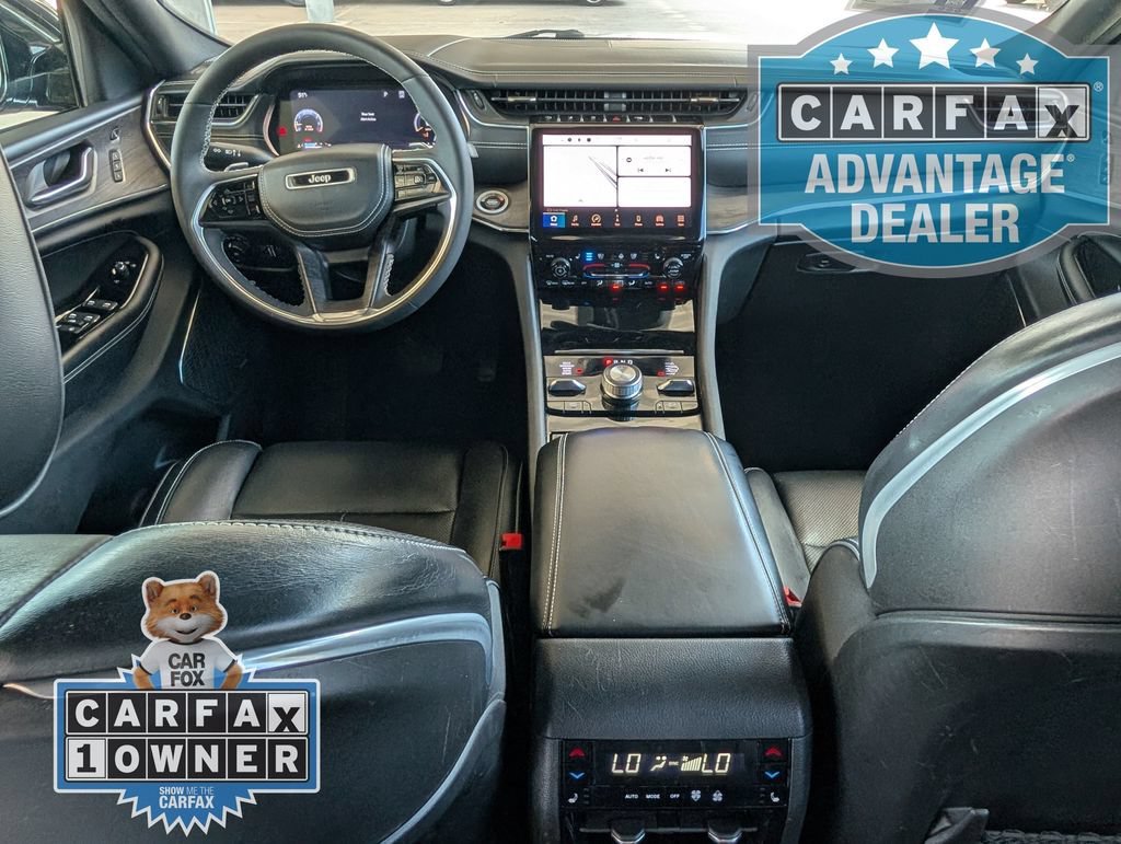 Used 2023  Jeep Overland image 22