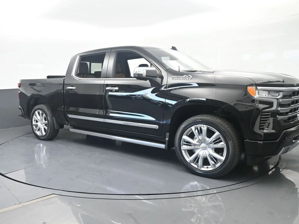 2023 Chevrolet Silverado 1500 High Country - Photo 8