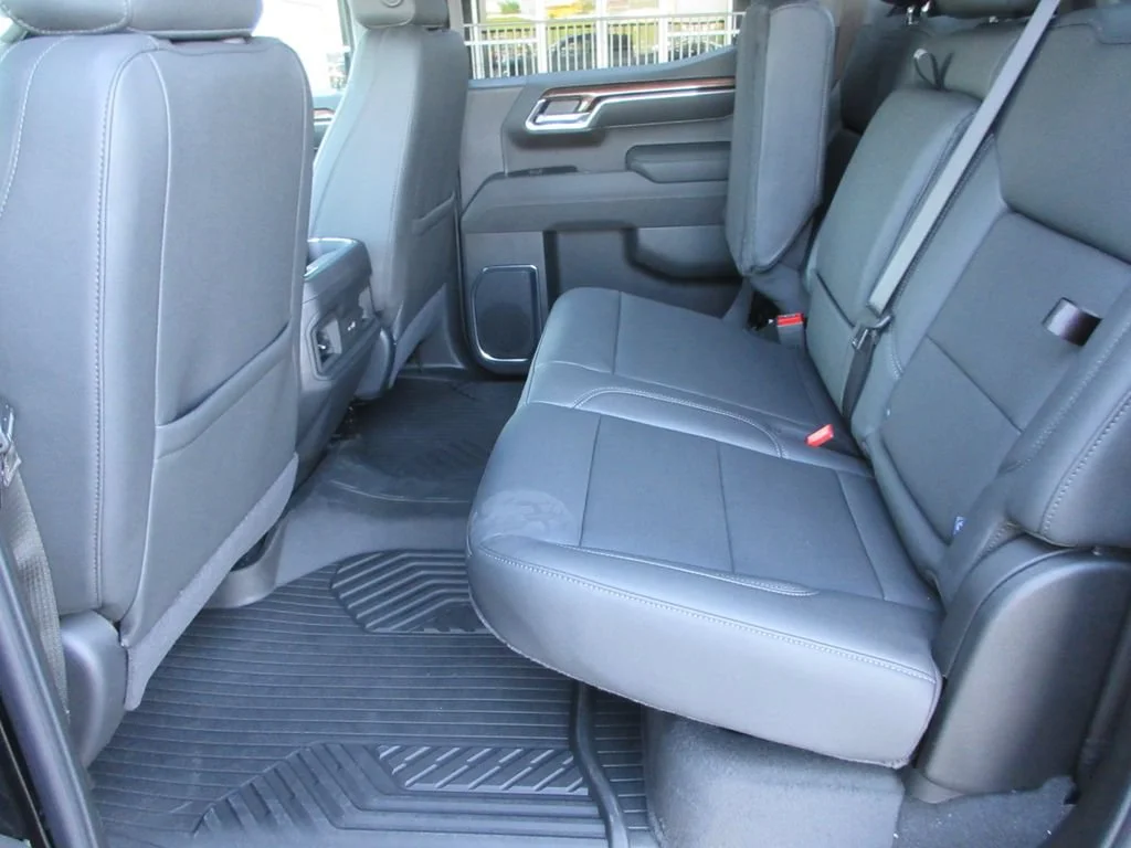2026 Chevrolet Silverado 1500 LT Trail Boss - Photo 13