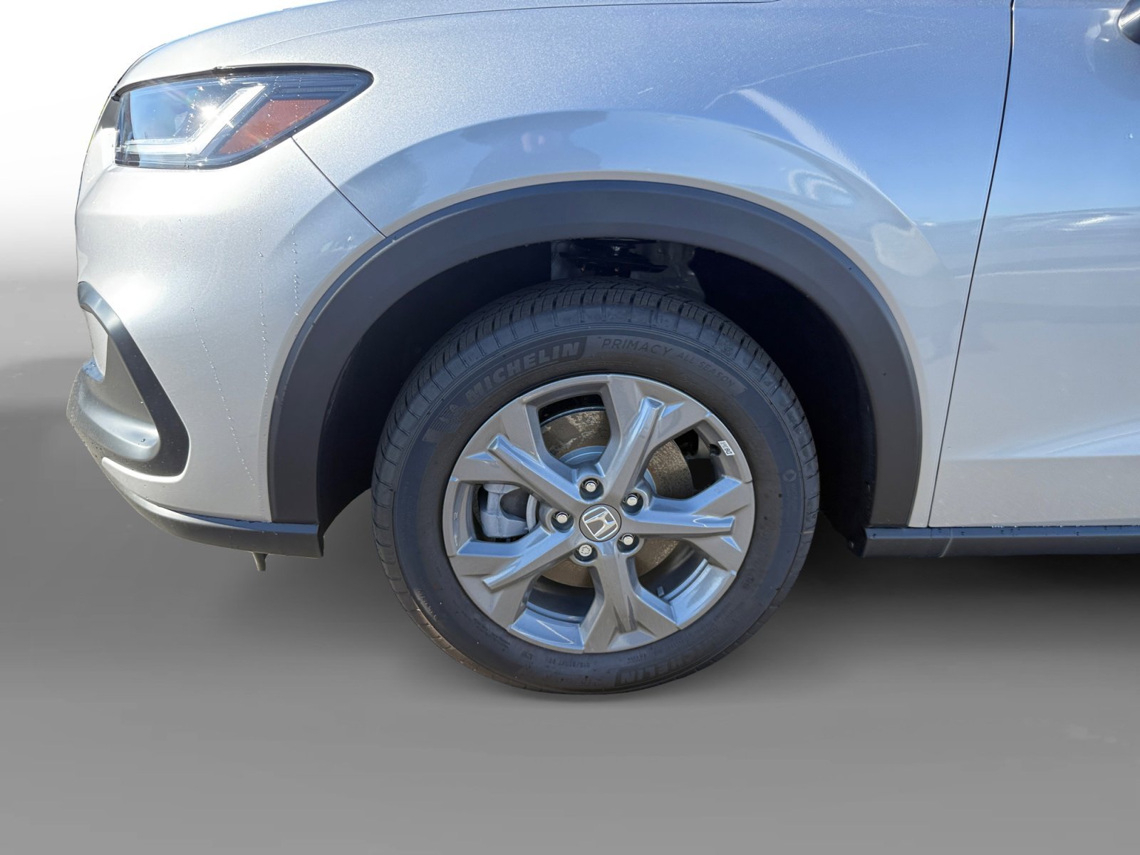 New 2026 Solar Silver Metallic Honda LX image 9