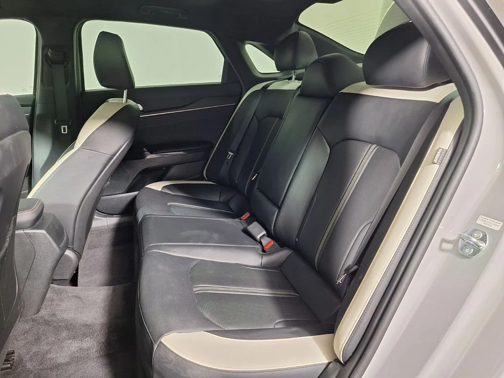 Used 2025 Gray Kia GT-Line image 23