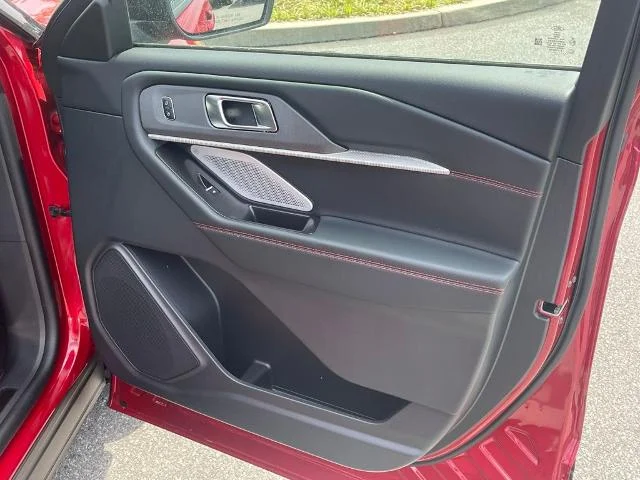 New 2026 Rapid Red Metallic Tinted Clearcoat Ford ST image 14