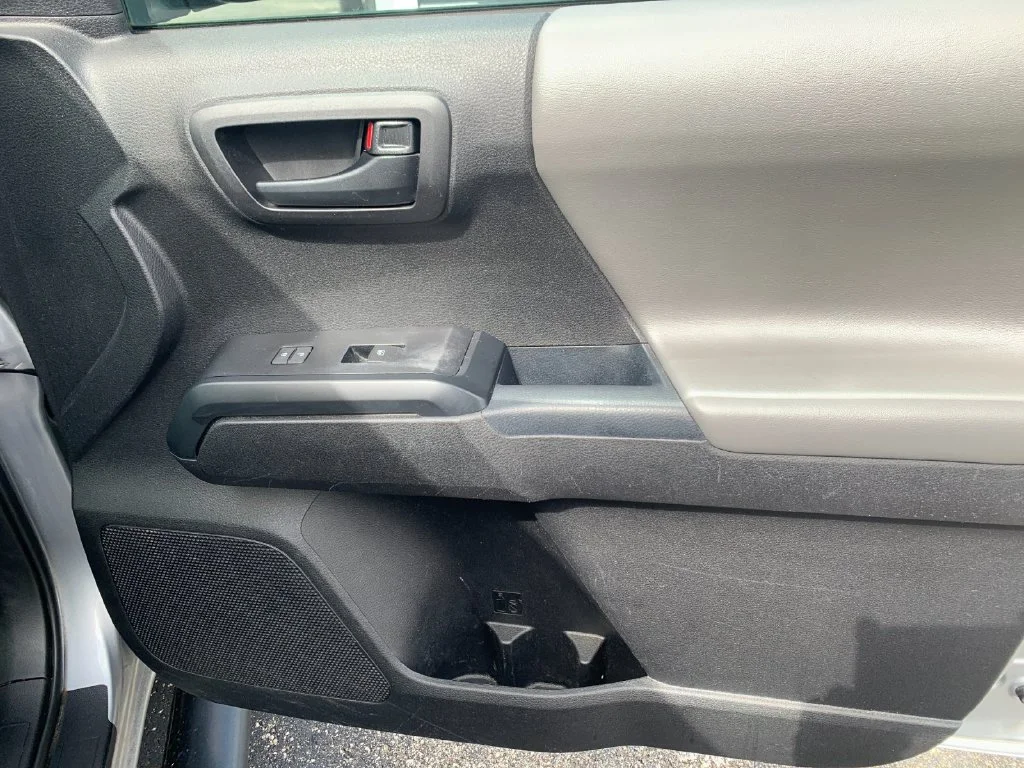 Used 2021 Silver Toyota SR image 19