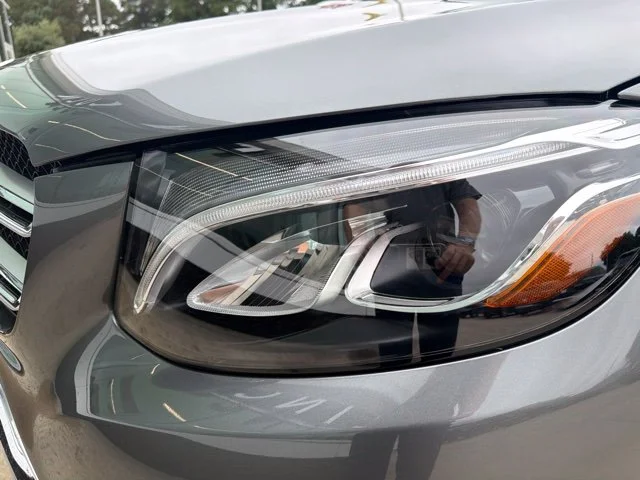 Used 2019 Gray Mercedes-Benz GLC 300 image 4