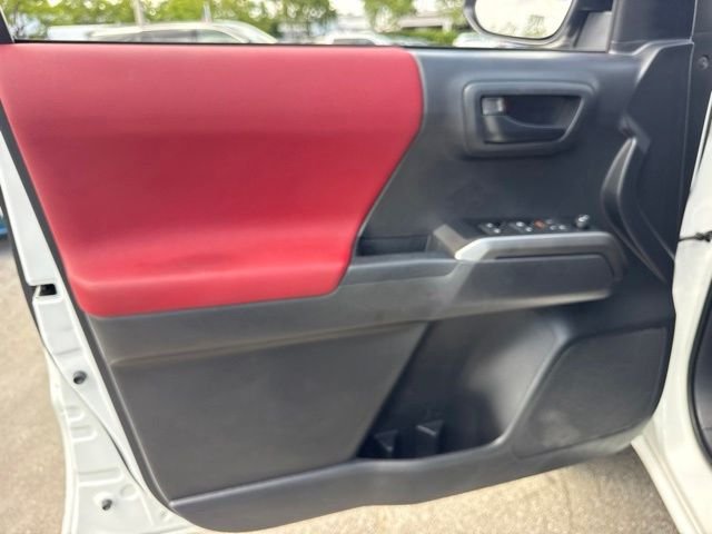 2022 Toyota Tacoma SR5 - Photo 29