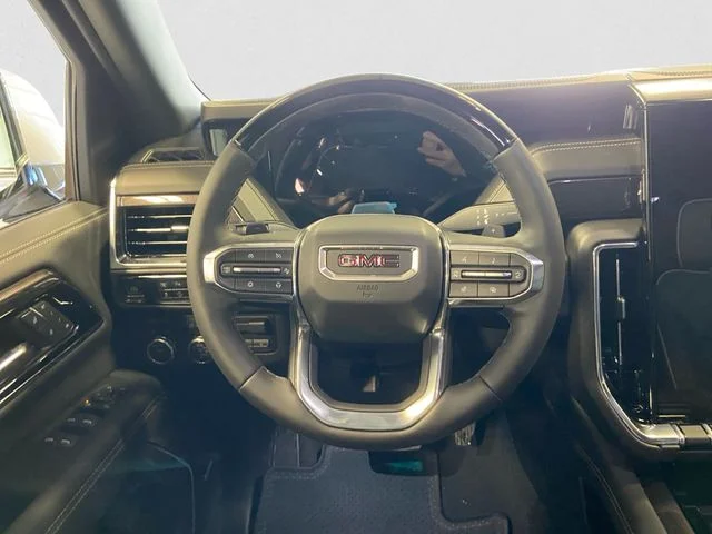 New 2026 White GMC Elevation image 13
