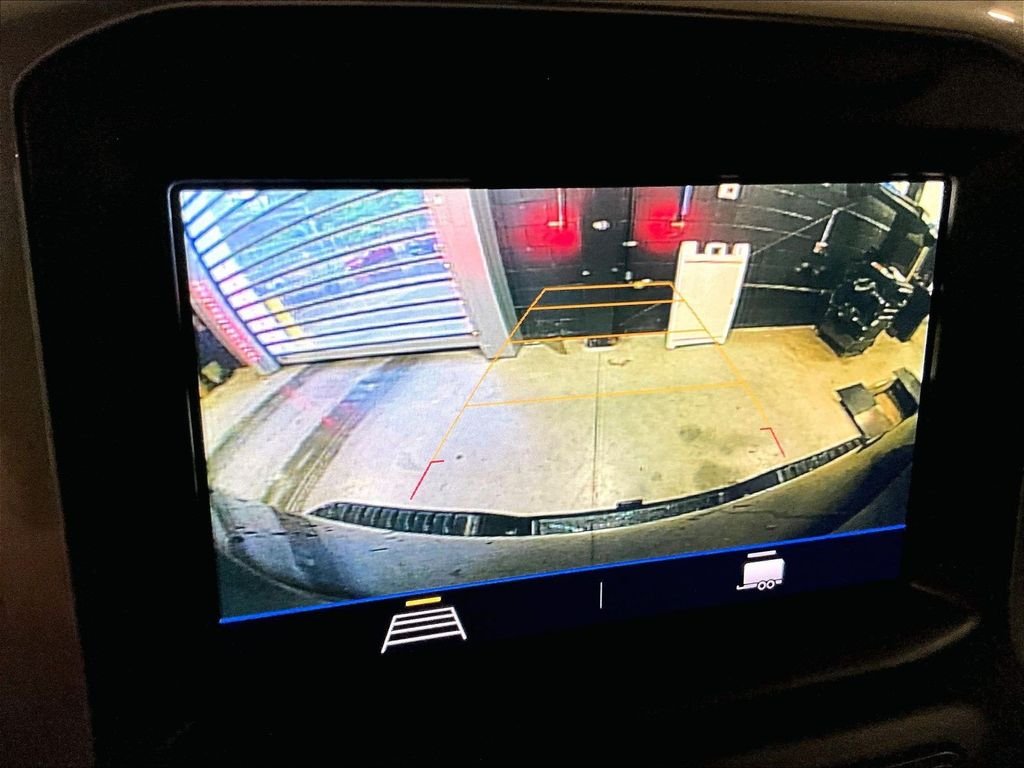Used 2022 Black Chevrolet Custom image 19