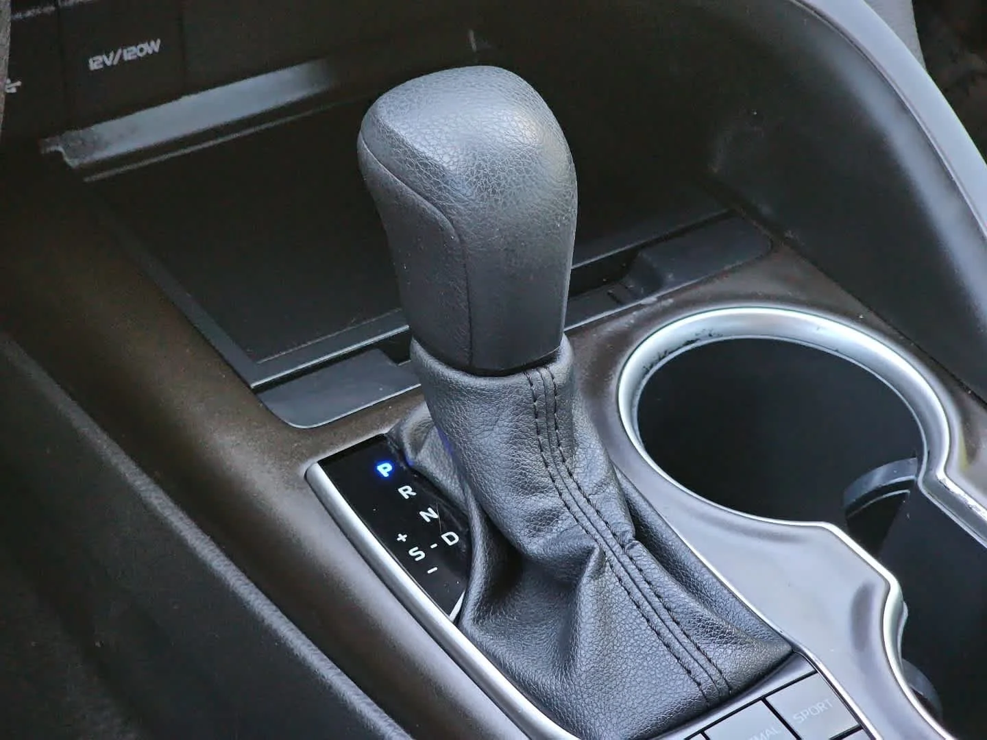 Used 2023 Reservoir Blue Toyota LE image 21