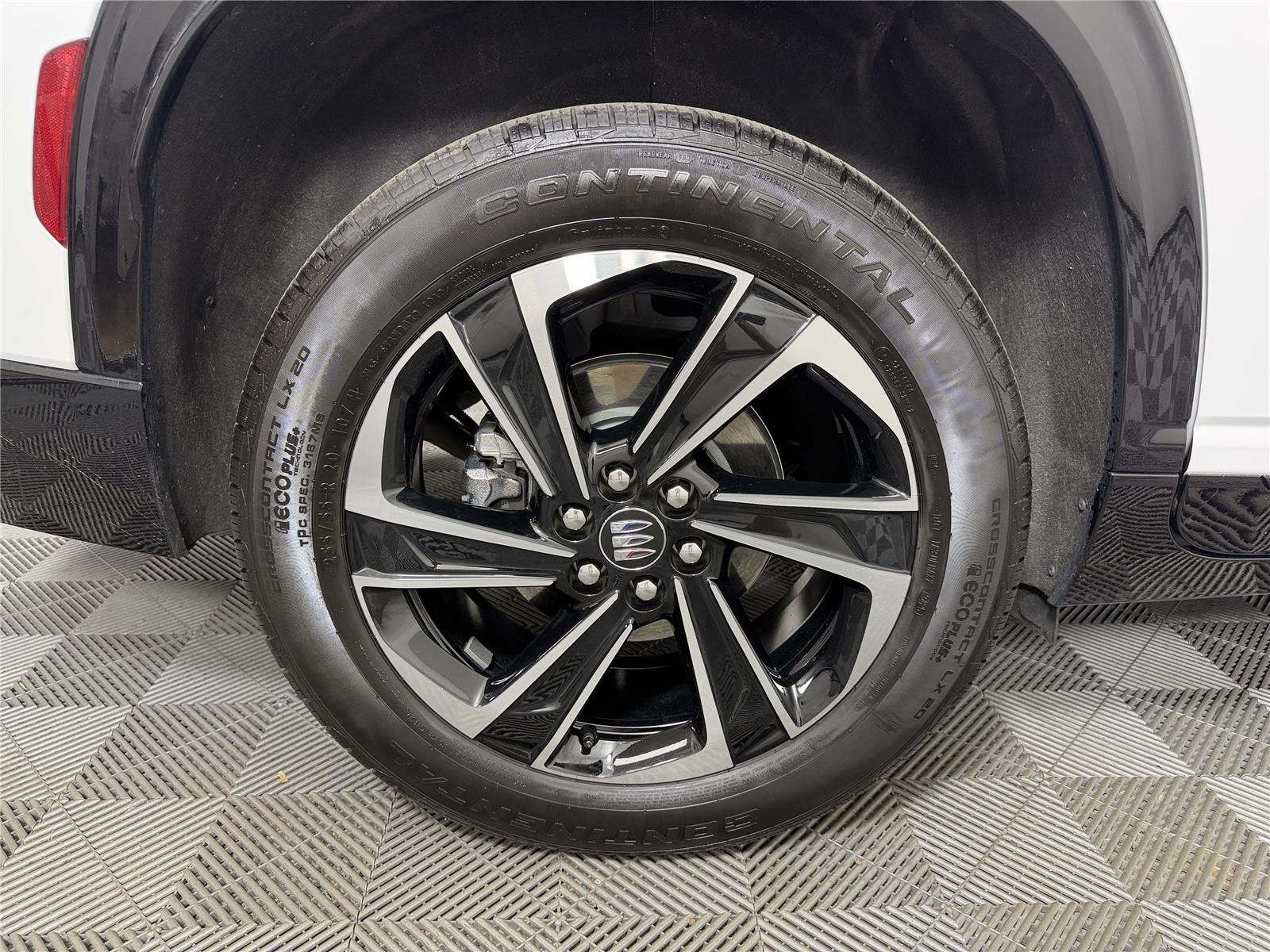 2026 Buick Enclave Sport Touring - Photo 16