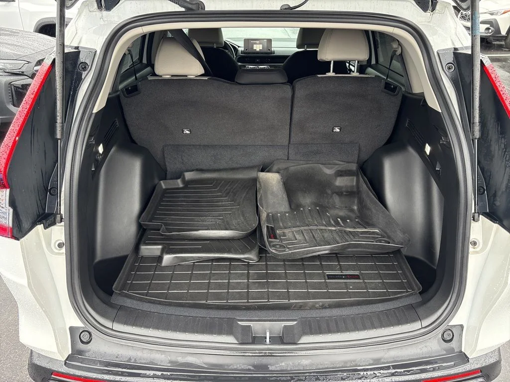 Used 2023 White Honda LX image 19