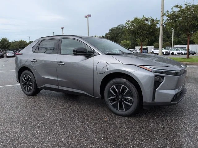 New 2026 Heavy Metal Toyota XLE image 2