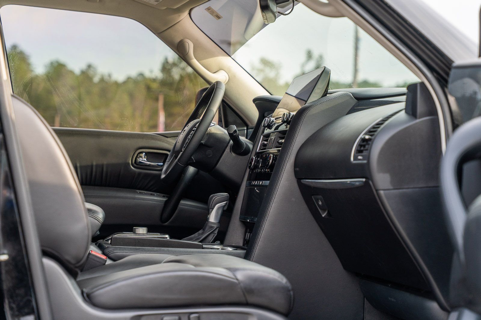 2023 Nissan Armada SV - Photo 13