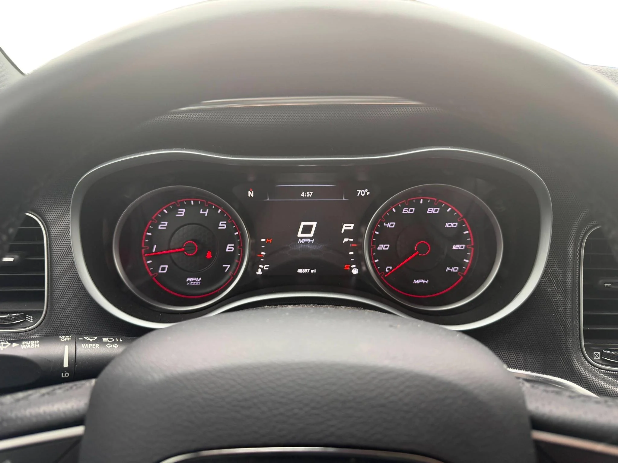 Used 2017 Granite Pearlcoat Dodge SXT image 4