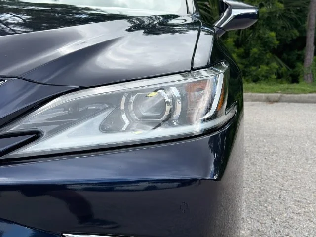 Certified Used 2022 Mica Lexus ES 350 image 9